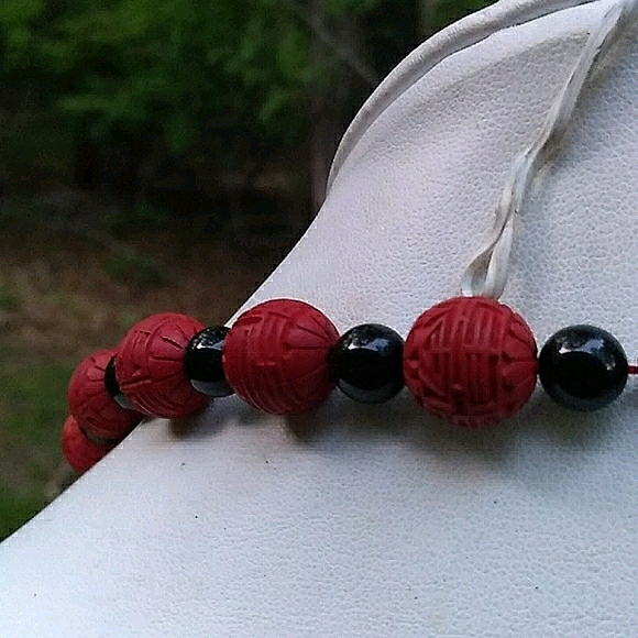 *UNSIGNED BOOK PC* c'70s Carved Chinese Longevity Bead Necklace - Picture 10 of 13